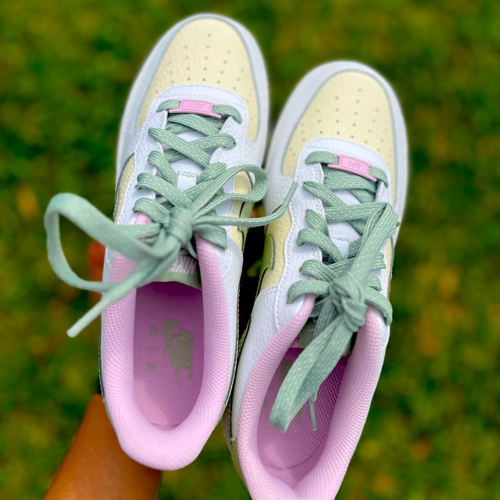 Air Force 1 LV8 GS 'Muted Green' (honeydew/white)
